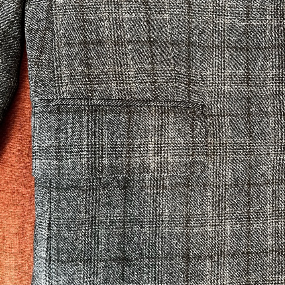 Todd Snyder Charcoal Plaid Suit - Picture 7 of 10